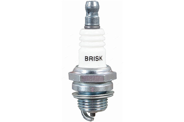 Свеча зажигания BRISK PR17YC Чехия, 2-х тактная подходит для триммеров, бензопил